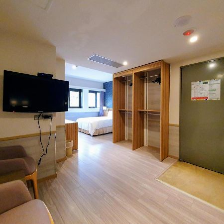 Rainbow Hotel Тайпей Екстериор снимка