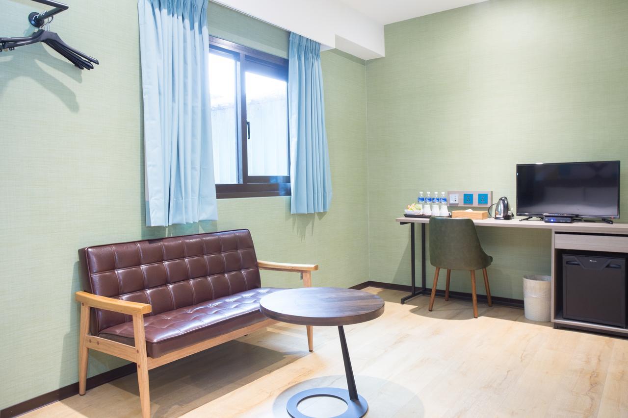 Rainbow Hotel Тайпей Екстериор снимка
