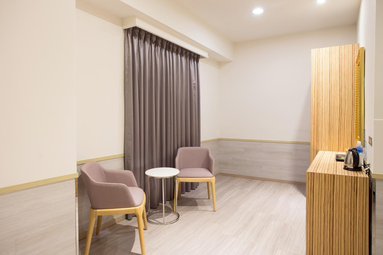 Rainbow Hotel Тайпей Екстериор снимка
