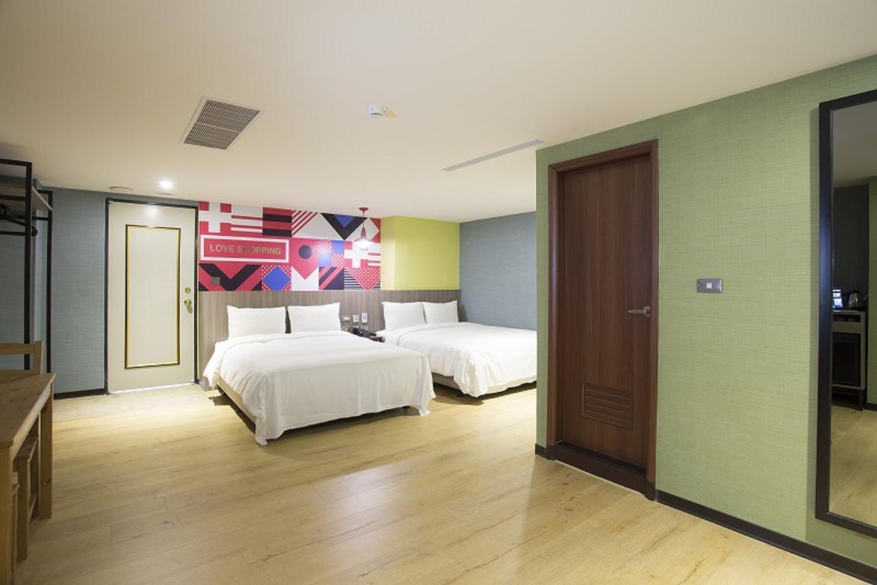Rainbow Hotel Тайпей Екстериор снимка